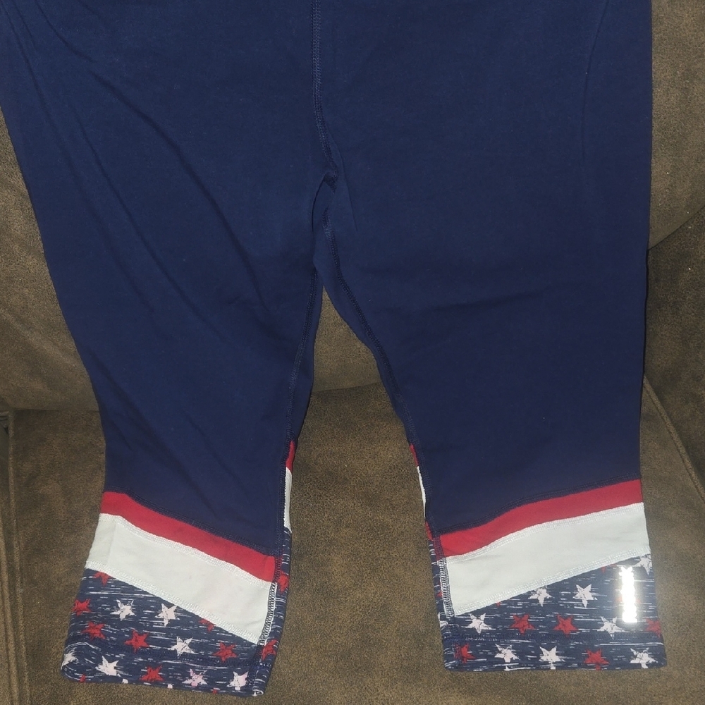 Womens Reebok Blue Leggings With a Red & White Trim and Star Design ~ Size XL - Picture 4 of 16